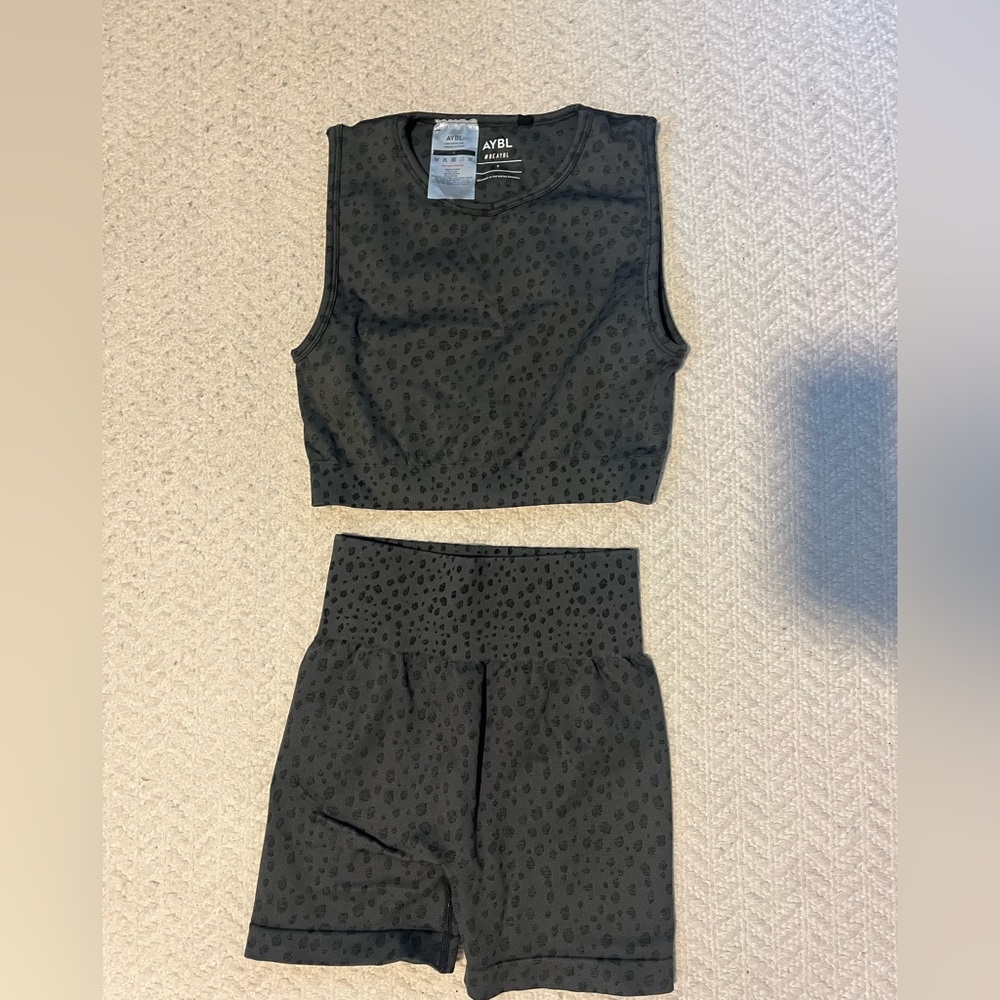 AYBL gym set